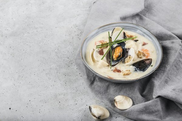 What's the Secret to a Rich and Creamy New England Clam Chowder?